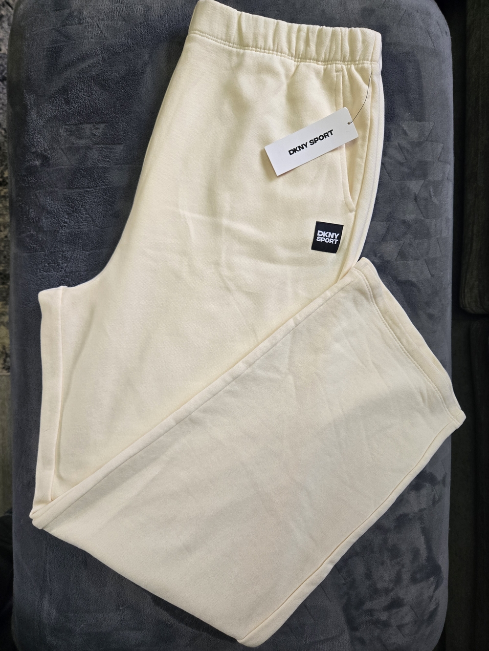 DKNY Sport Cream  Sweatshirt & Joggers Set Size Large - Picture 4 of 5